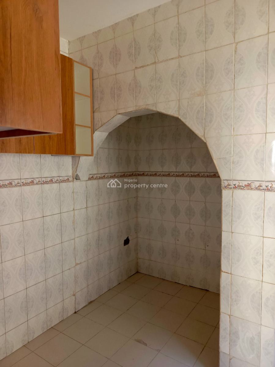 Standard Newly Renovated Now Pay and Parking 2 Bedroom Flat  Ground Fl, 2nd Avenue, Gwarinpa, Abuja, Flat / Apartment for Rent