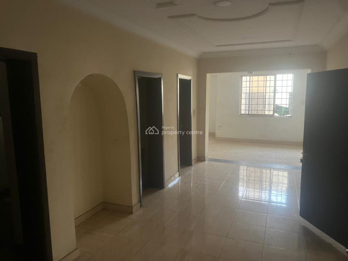 Self Compound 4 Bedroom Semi-detached House with 2 Rooms Bq, Lekki Phase 1, Lekki, Lagos, Semi-detached Duplex for Rent