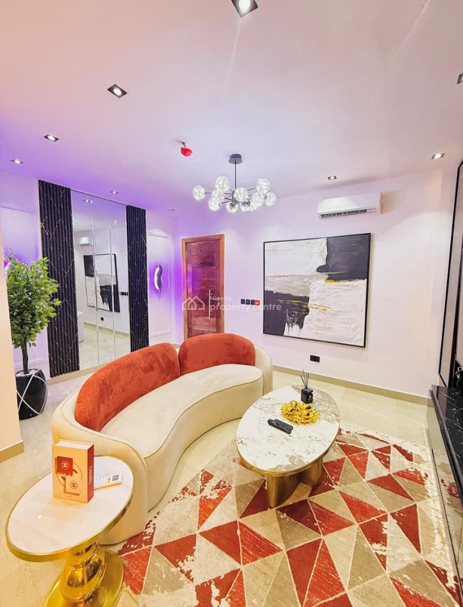 Luxury Waterfront 1 Bedroom Apartment with Swimming Pool, Gym, Cinema, Lekki Phase 1, Lekki, Lagos, Mini Flat (room and Parlour) Short Let