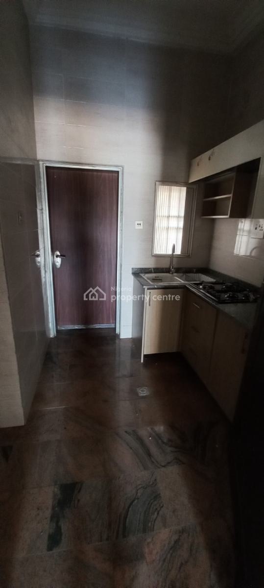 2 Bedroom Bungalow, Gilmor, Jahi, Abuja, Semi-detached Bungalow for Rent