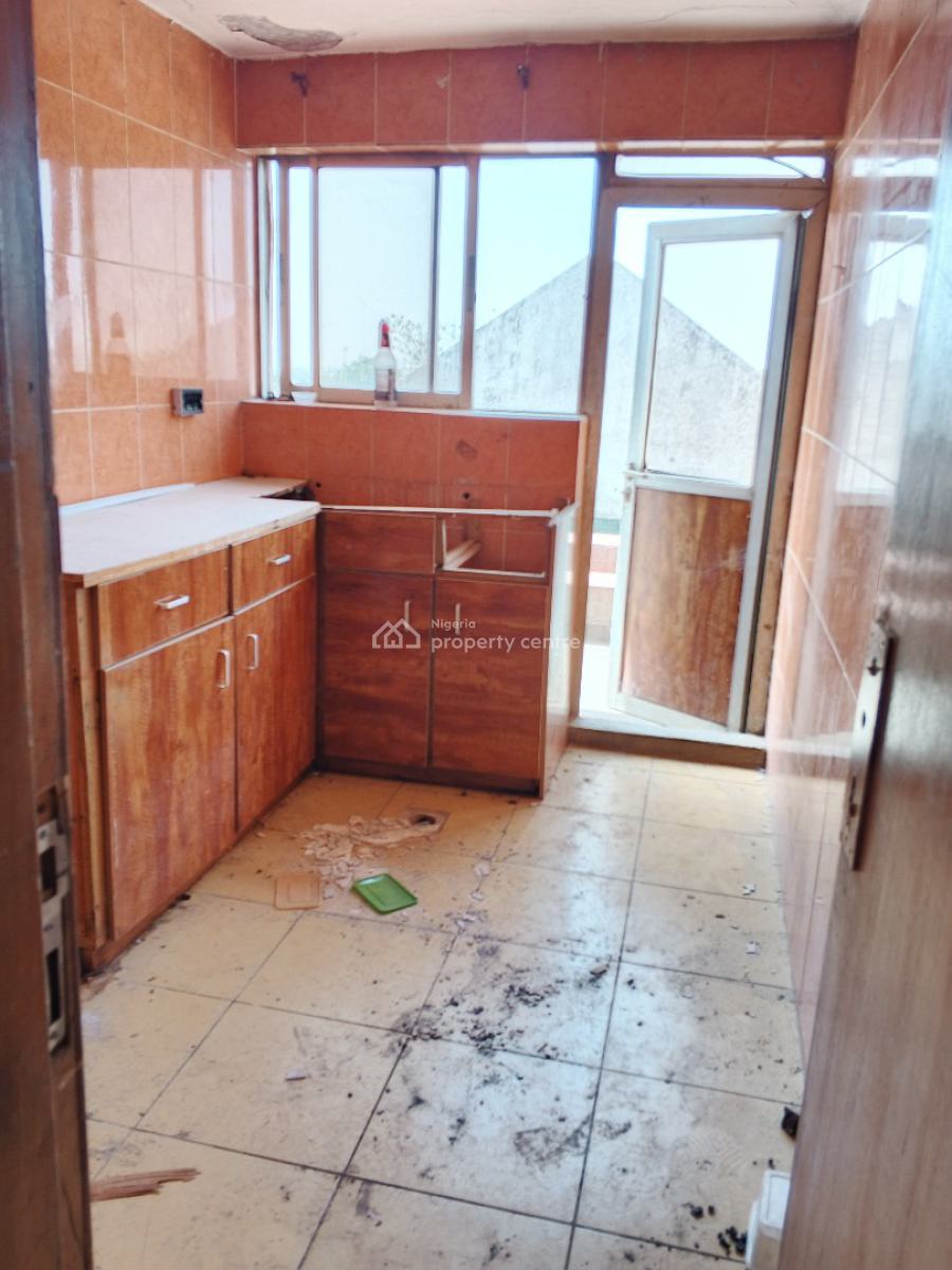 176sqm Office Space on 1st and 2nd Floor with 2 Bedroom Flat Penthouse, Zone 3, Wuse, Abuja, Office Space for Rent