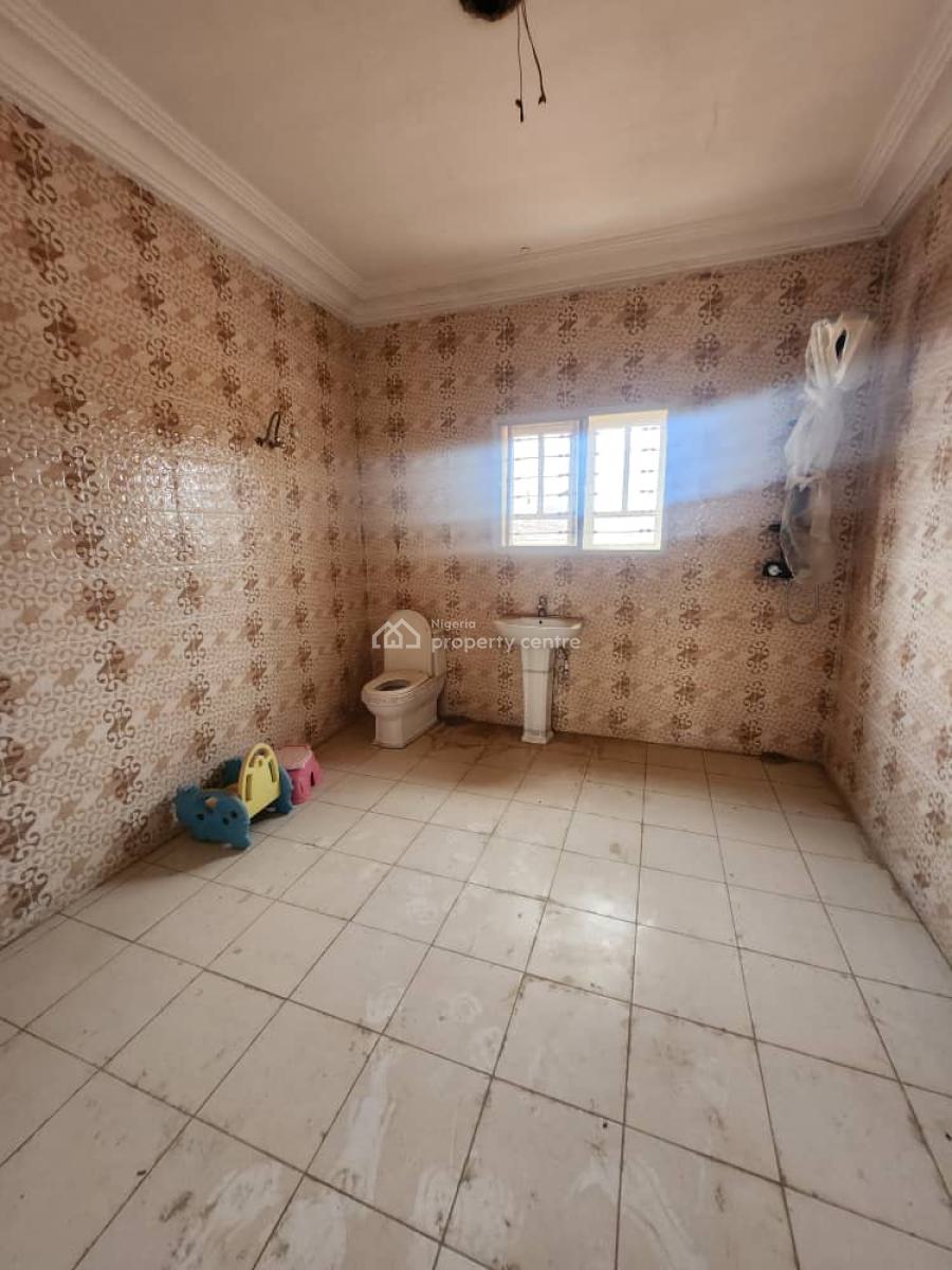 2 Units of 3bedroom Penthouse (pentbungalow) with Bq, in a Serene Estate, Galadimawa, Abuja, Detached Bungalow for Sale