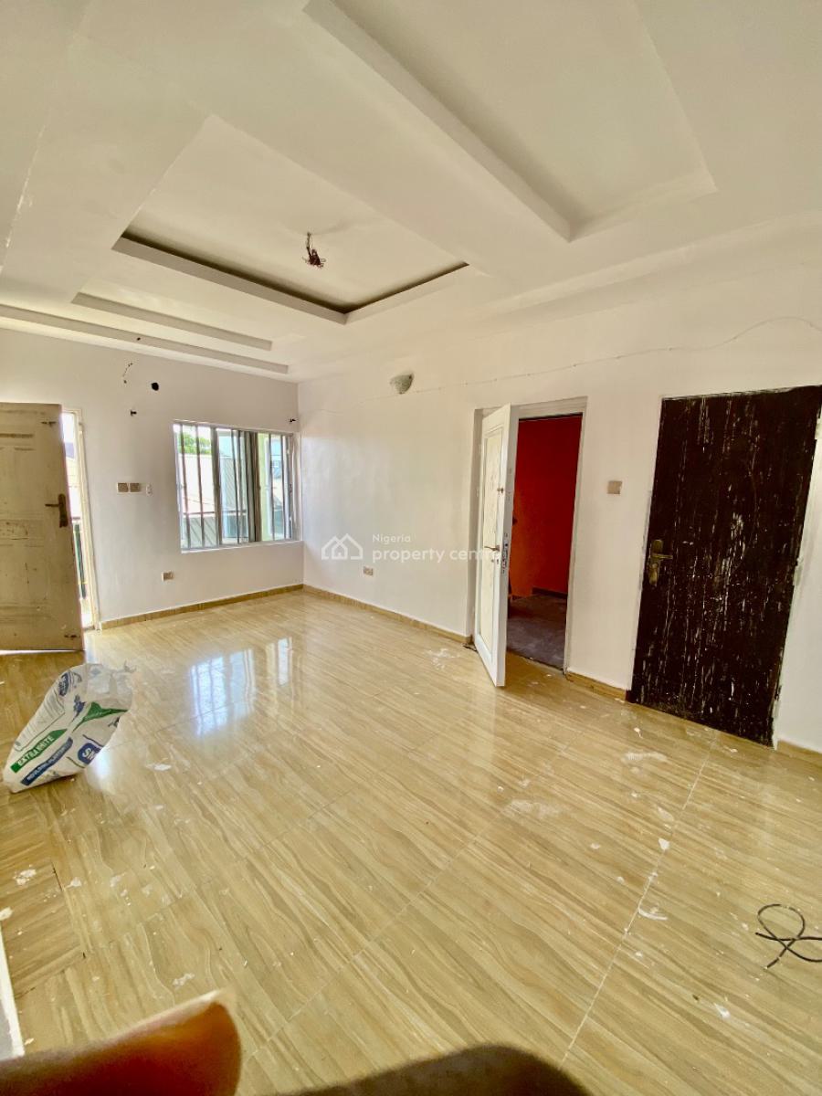 Luxury Mini Flat on Interlocking Road Upstairs Close to Road, 23 Sea Land Garden Estate Close to Lbs Ajah Lekki Lagos, Ajah, Lagos, Mini Flat (room and Parlour) for Rent