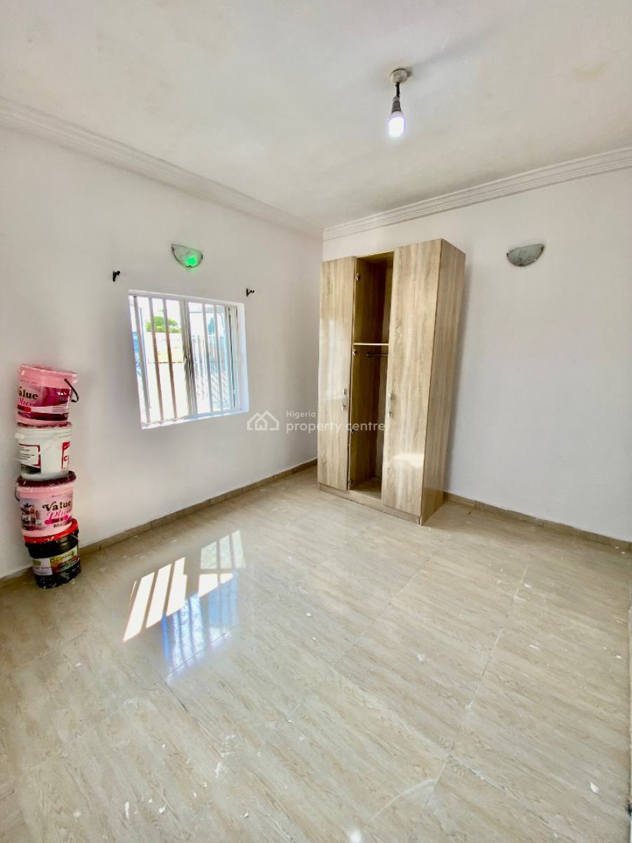 Luxury Mini Flat on Interlocking Road Upstairs Close to Road, 23 Sea Land Garden Estate Close to Lbs Ajah Lekki Lagos, Ajah, Lagos, Mini Flat (room and Parlour) for Rent