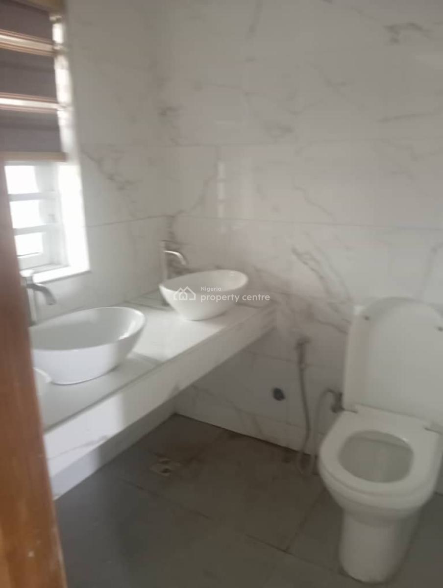 Well Mainland 5 Bedroom Semi Detached Duplex, Peace Estate,by Ogidan.,., Sangotedo, Ajah, Lagos, Semi-detached Duplex for Rent