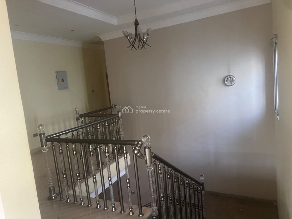 Self Compound 4 Bedroom Fully Detached House with 2 Rooms Bq, Lekki Phase 1, Lekki, Lagos, Detached Duplex for Rent