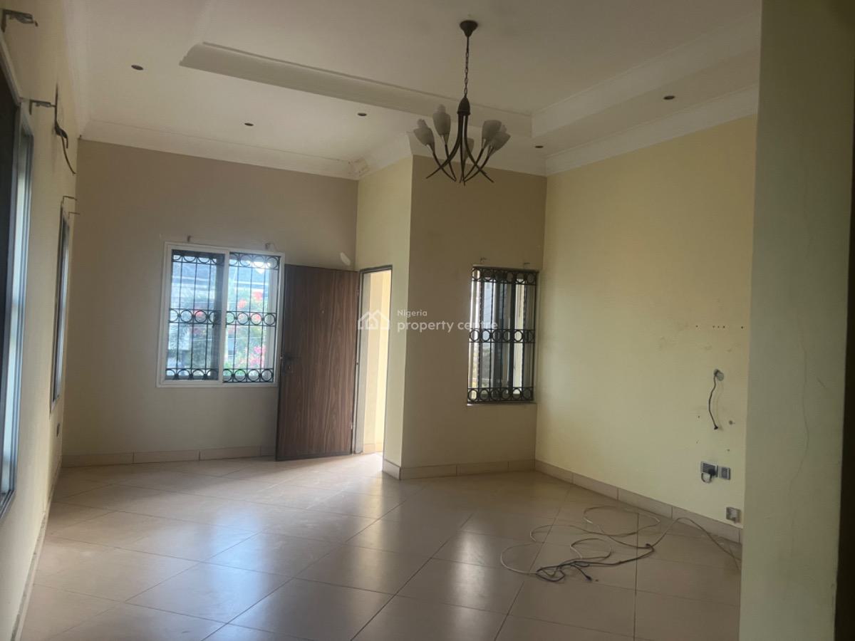 Self Compound 4 Bedroom Fully Detached House with 2 Rooms Bq, Lekki Phase 1, Lekki, Lagos, Detached Duplex for Rent