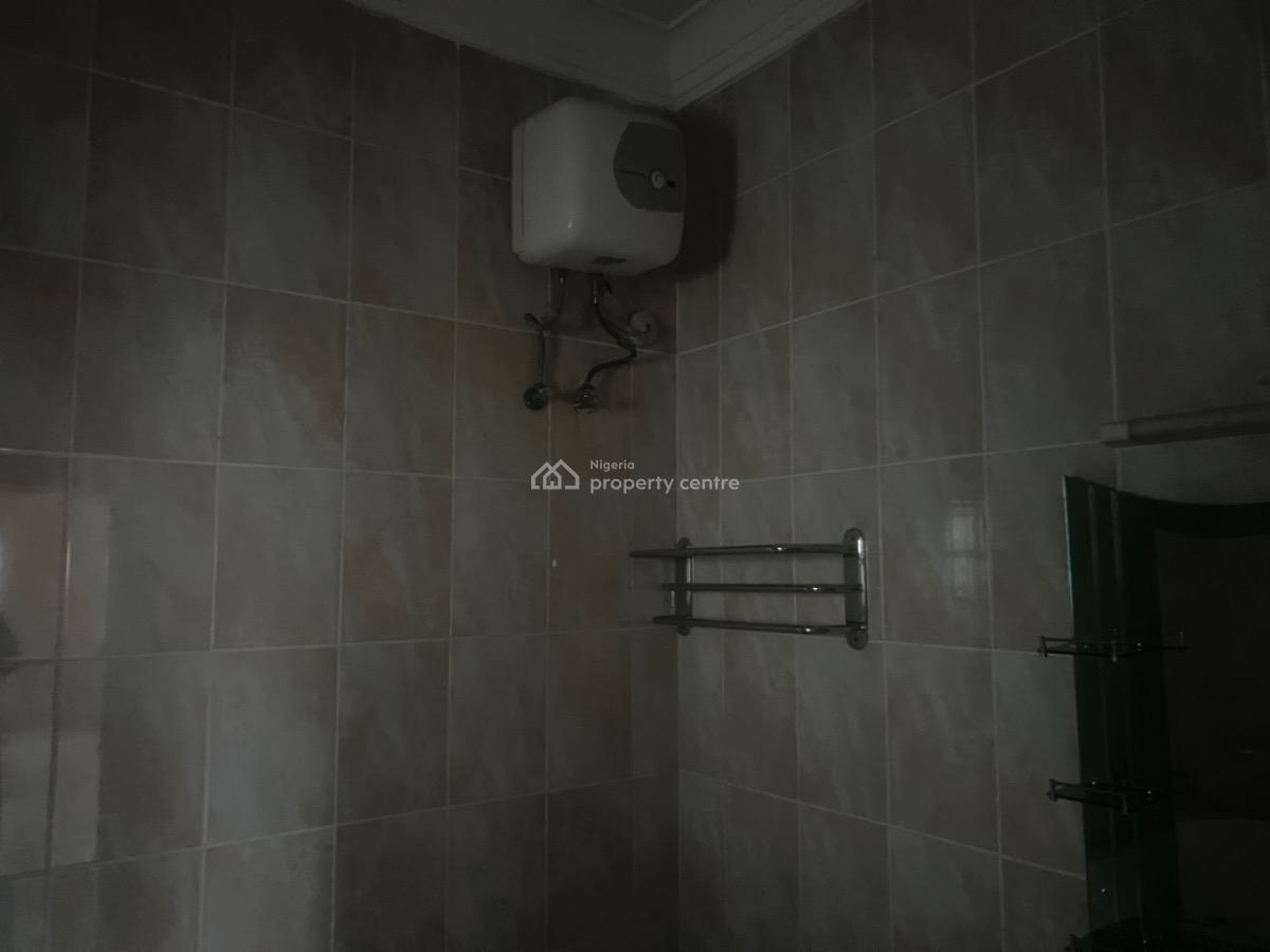 Self Compound 4 Bedroom Fully Detached House with 2 Rooms Bq, Lekki Phase 1, Lekki, Lagos, Detached Duplex for Rent