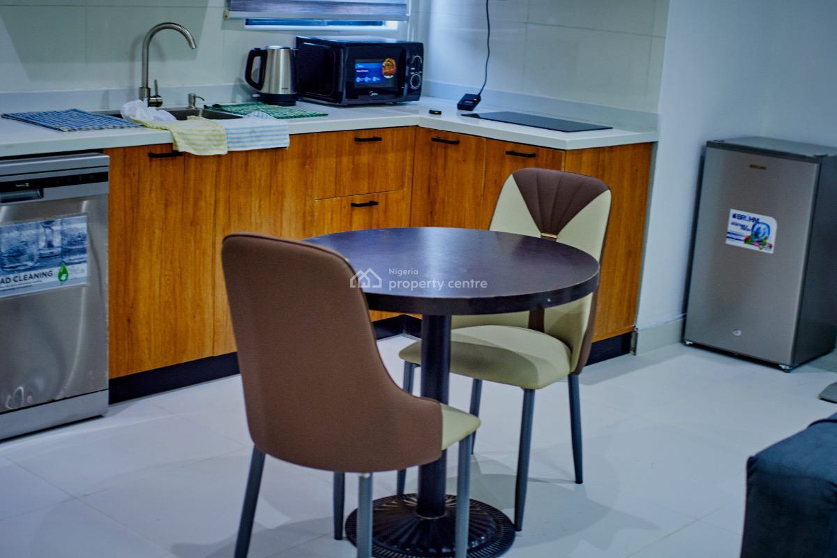 1 Bedroom Apartment, Seagate Estate, Lekki, Lagos, Mini Flat (room and Parlour) Short Let