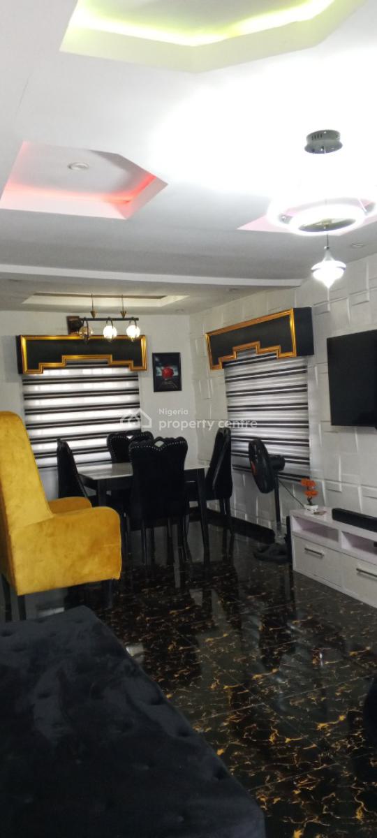 Luxury 2 Bedrooms Apartment, Peace Land Estate, Between Majek and Kingdom Hall Bus-stop, Sangotedo, Ajah, Lagos, House Short Let