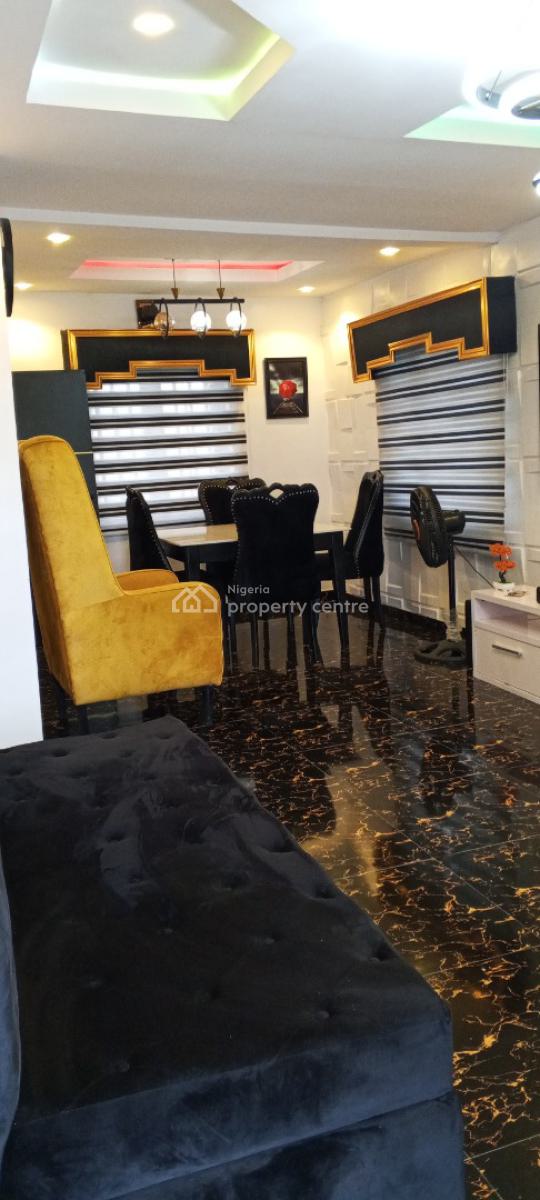 Luxury 2 Bedrooms Apartment, Peace Land Estate, Between Majek and Kingdom Hall Bus-stop, Sangotedo, Ajah, Lagos, House Short Let
