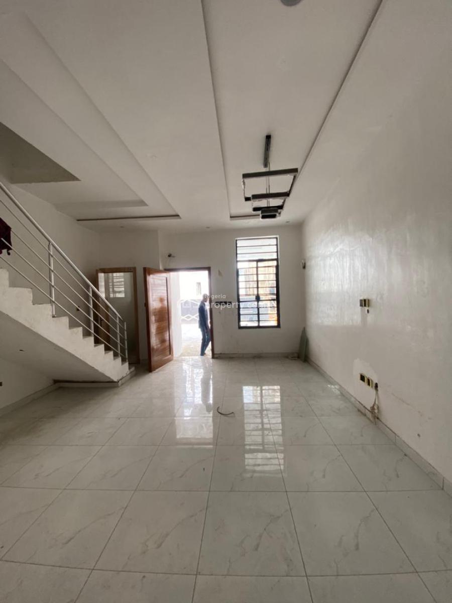 3 Bedroom Terrace, Second Toll Gate, Lekki, Lagos, Terraced Duplex for Sale