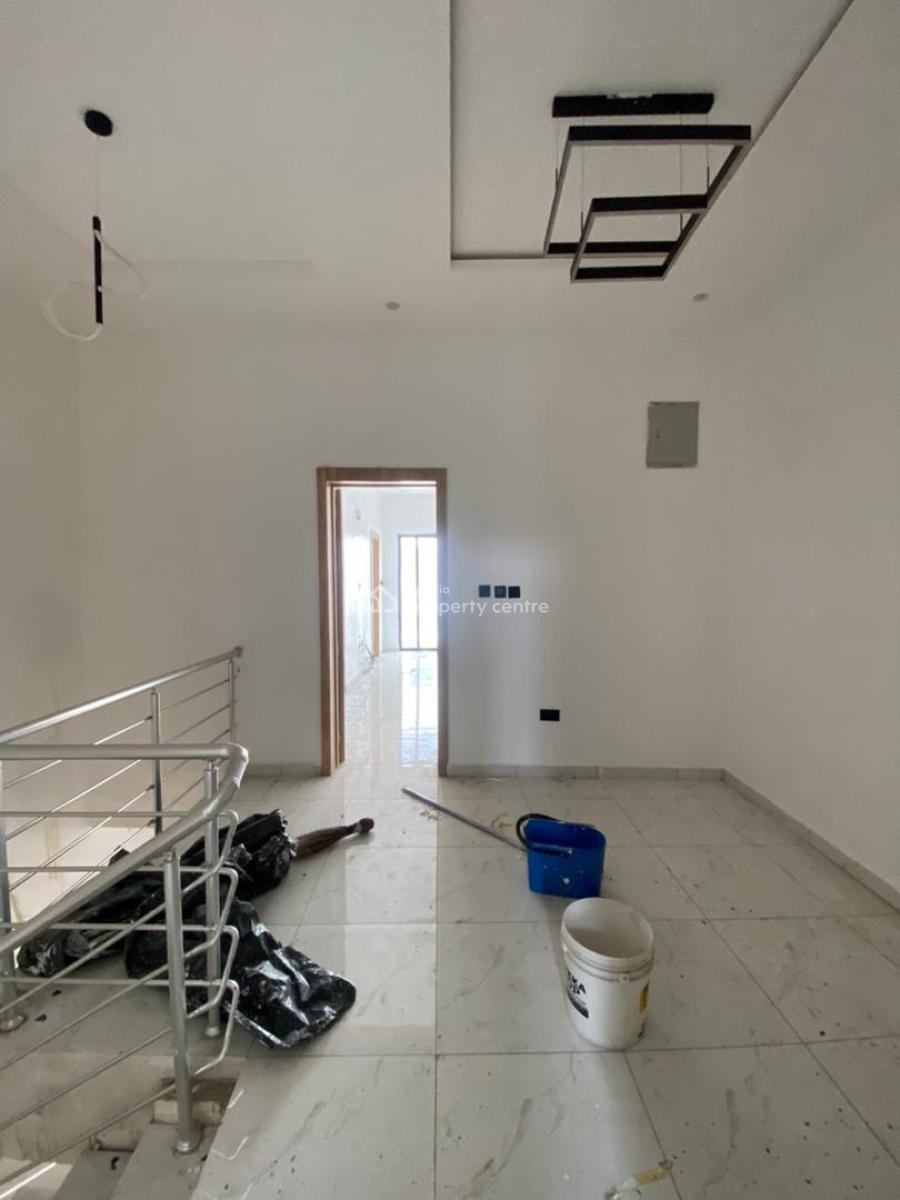 3 Bedroom Terrace, Second Toll Gate, Lekki, Lagos, Terraced Duplex for Sale