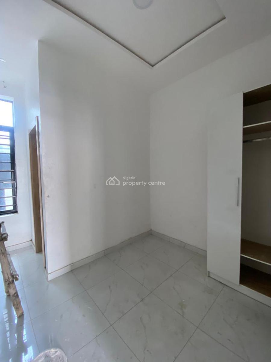 3 Bedroom Terrace, Second Toll Gate, Lekki, Lagos, Terraced Duplex for Sale