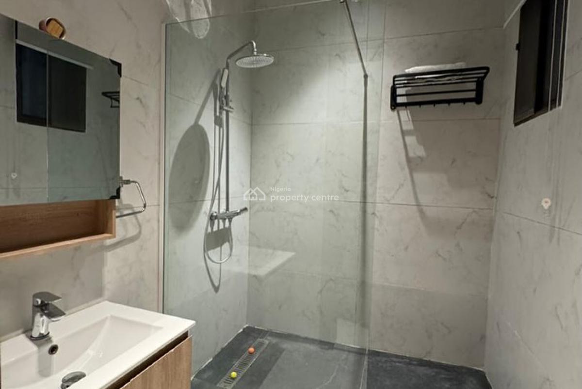 Luxury 2 Bedroom with Ps5, Rooftop Lounge, Gym, Swimming Pool, African Lane, Admiralty Road Lekki Phase One, Lekki Phase 1, Lekki, Lagos, Flat / Apartment Short Let