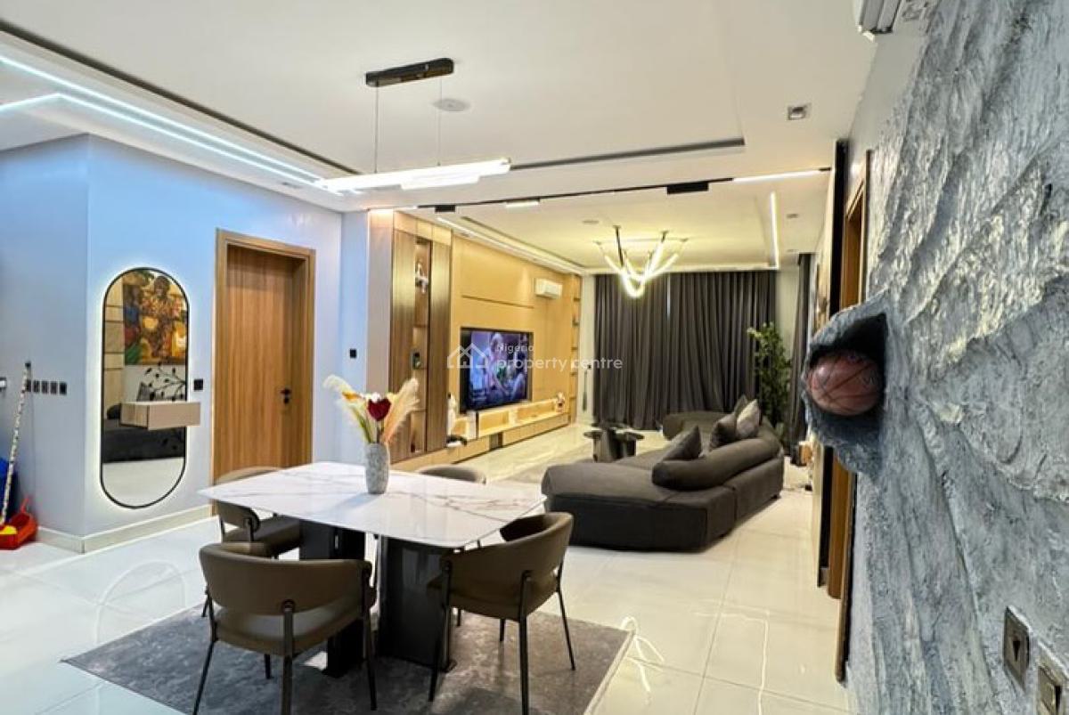 Luxury 2 Bedroom with Ps5, Rooftop Lounge, Gym, Swimming Pool, African Lane, Admiralty Road Lekki Phase One, Lekki Phase 1, Lekki, Lagos, Flat / Apartment Short Let