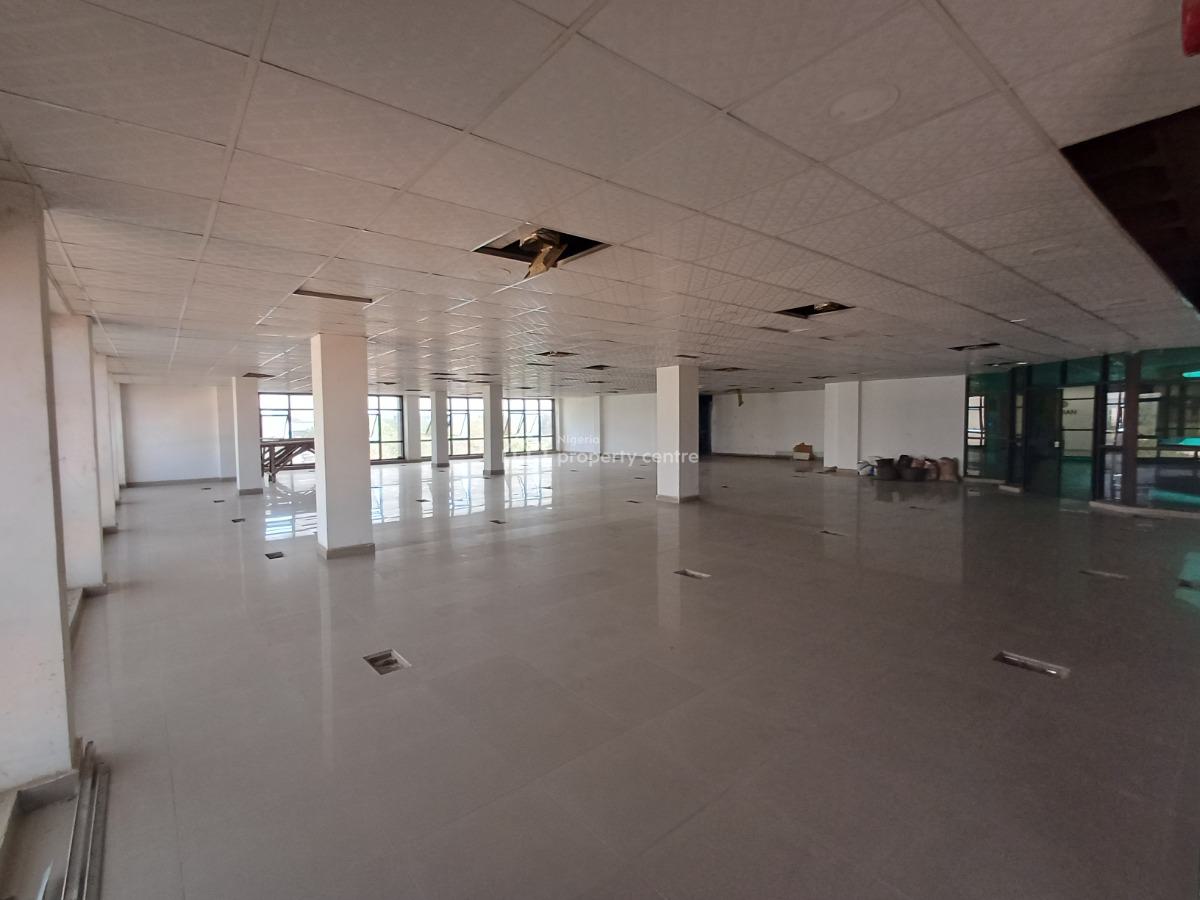 360sqm Office Space on The Fourth Floor with Elevators & Gen, Wuse 2, Abuja, Office Space for Rent