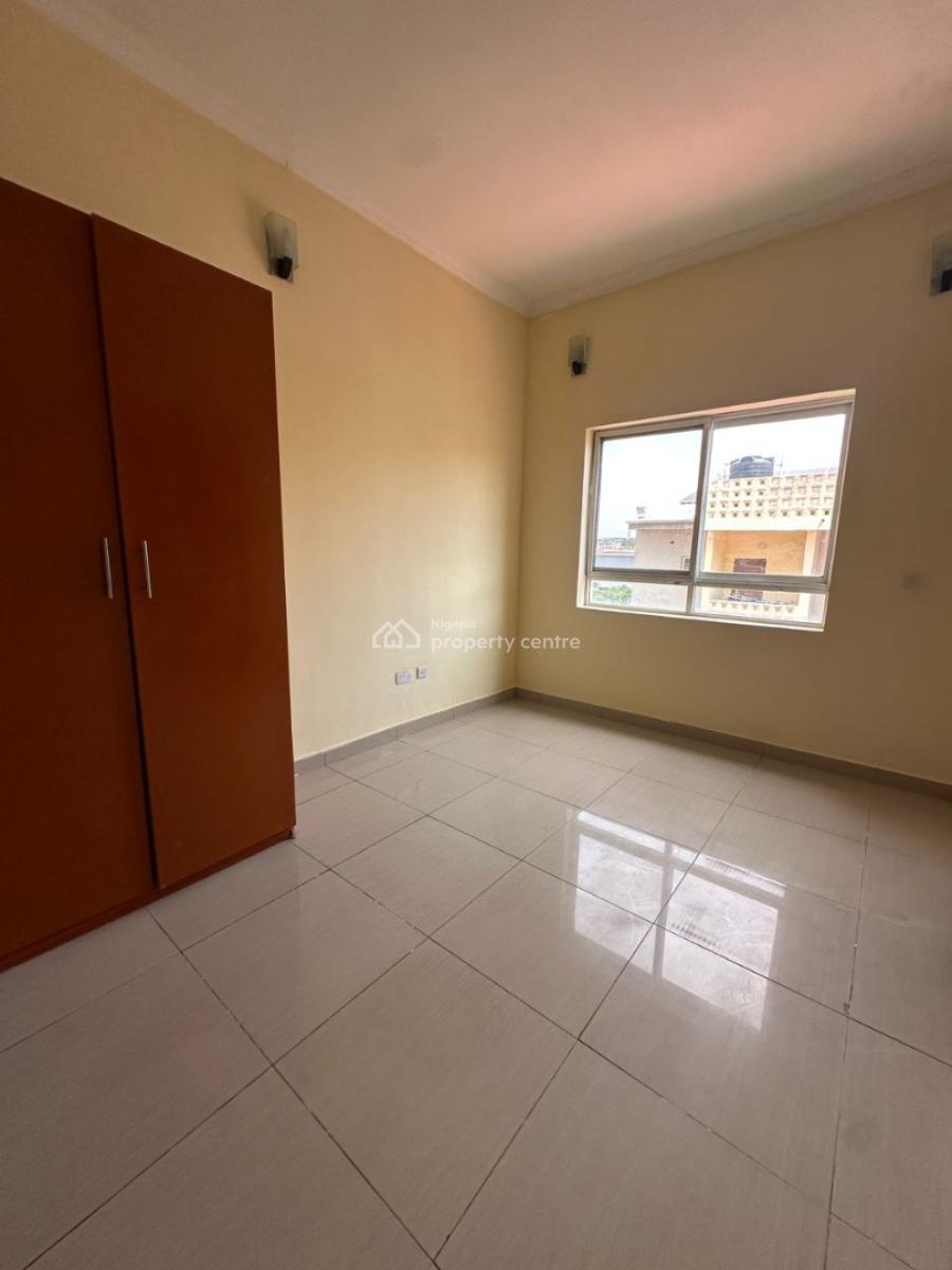 Spacious Well Maintained 3 Bedroom Apartment with Bq on The 2nd Floor, Oniru, Victoria Island (vi), Lagos, Flat / Apartment for Rent
