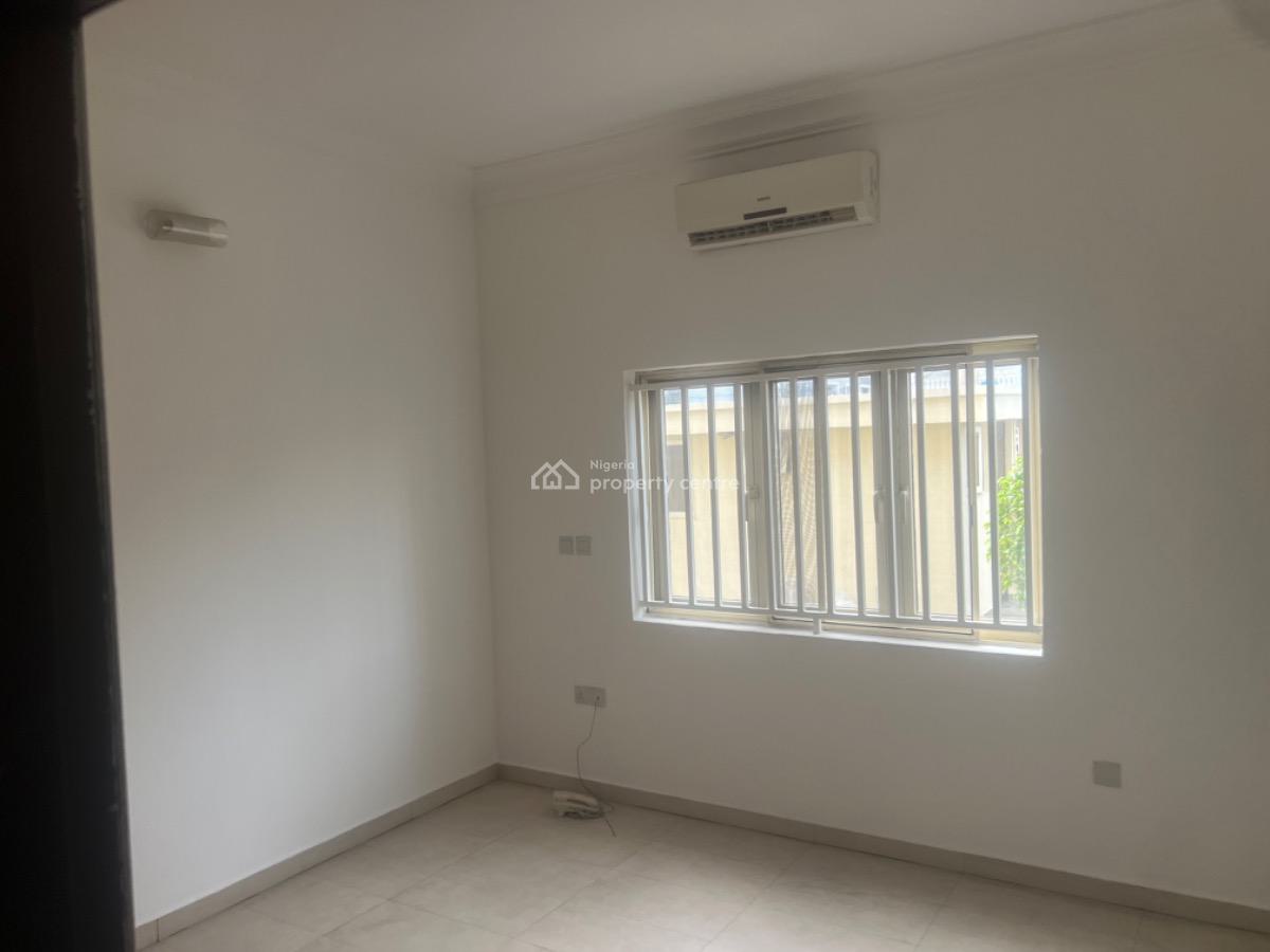 Luxury 3 Bedroom Apartment with Bq, Lekki Phase 1, Lekki, Lagos, Flat / Apartment for Rent