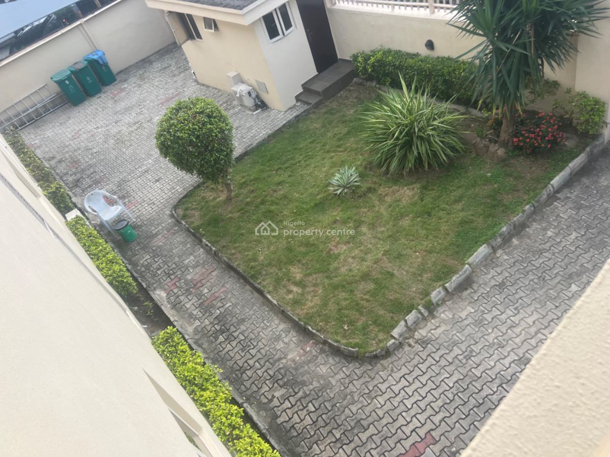 Luxury 3 Bedroom Apartment with Bq, Lekki Phase 1, Lekki, Lagos, Flat / Apartment for Rent