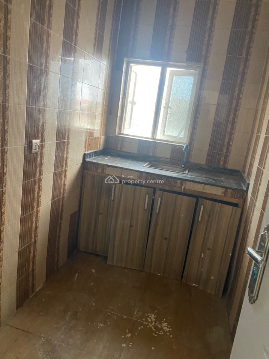 Luxury 1bedroom Flat, Canaan Estate, Behind Dkk/ Blenco, Ajah, Lagos, Flat / Apartment for Rent