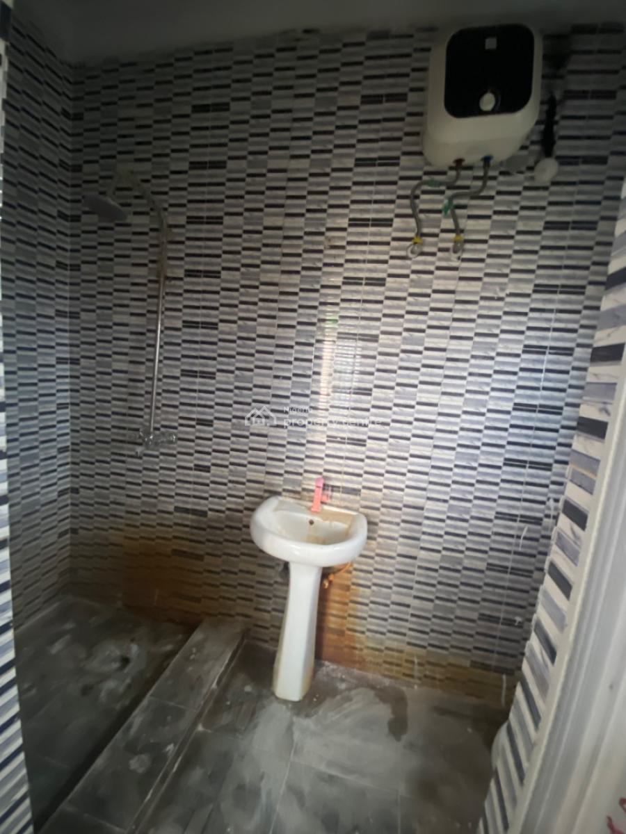 Luxury 1bedroom Flat, Canaan Estate, Behind Dkk/ Blenco, Ajah, Lagos, Flat / Apartment for Rent