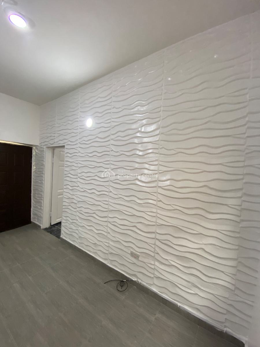 Luxury Room and Parlor Two Toilet  in a Serene Environment, in a Serene Neighborhood, Lekki Phase 1, Lekki, Lagos, Mini Flat (room and Parlour) for Rent