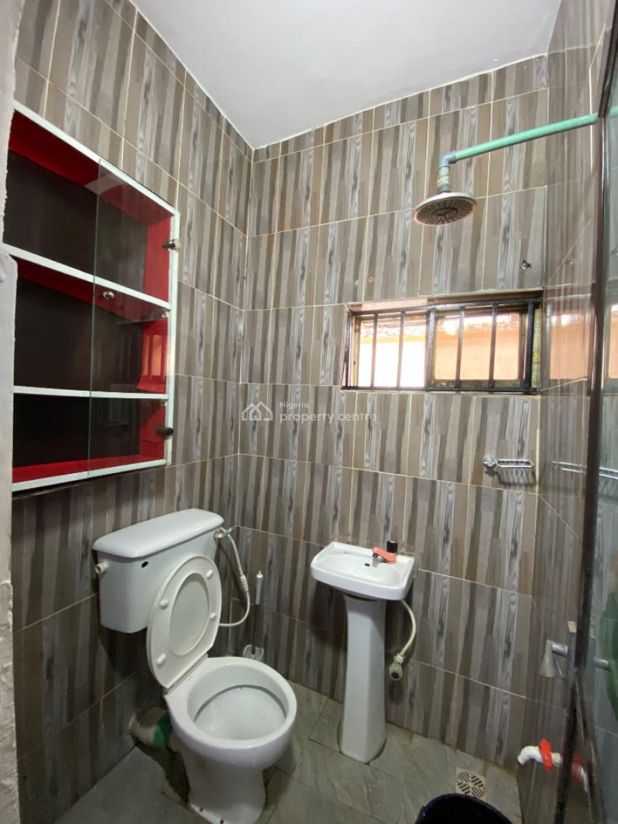 Luxury Room and Parlor Two Toilet  in a Serene Environment, in a Serene Neighborhood, Lekki Phase 1, Lekki, Lagos, Mini Flat (room and Parlour) for Rent