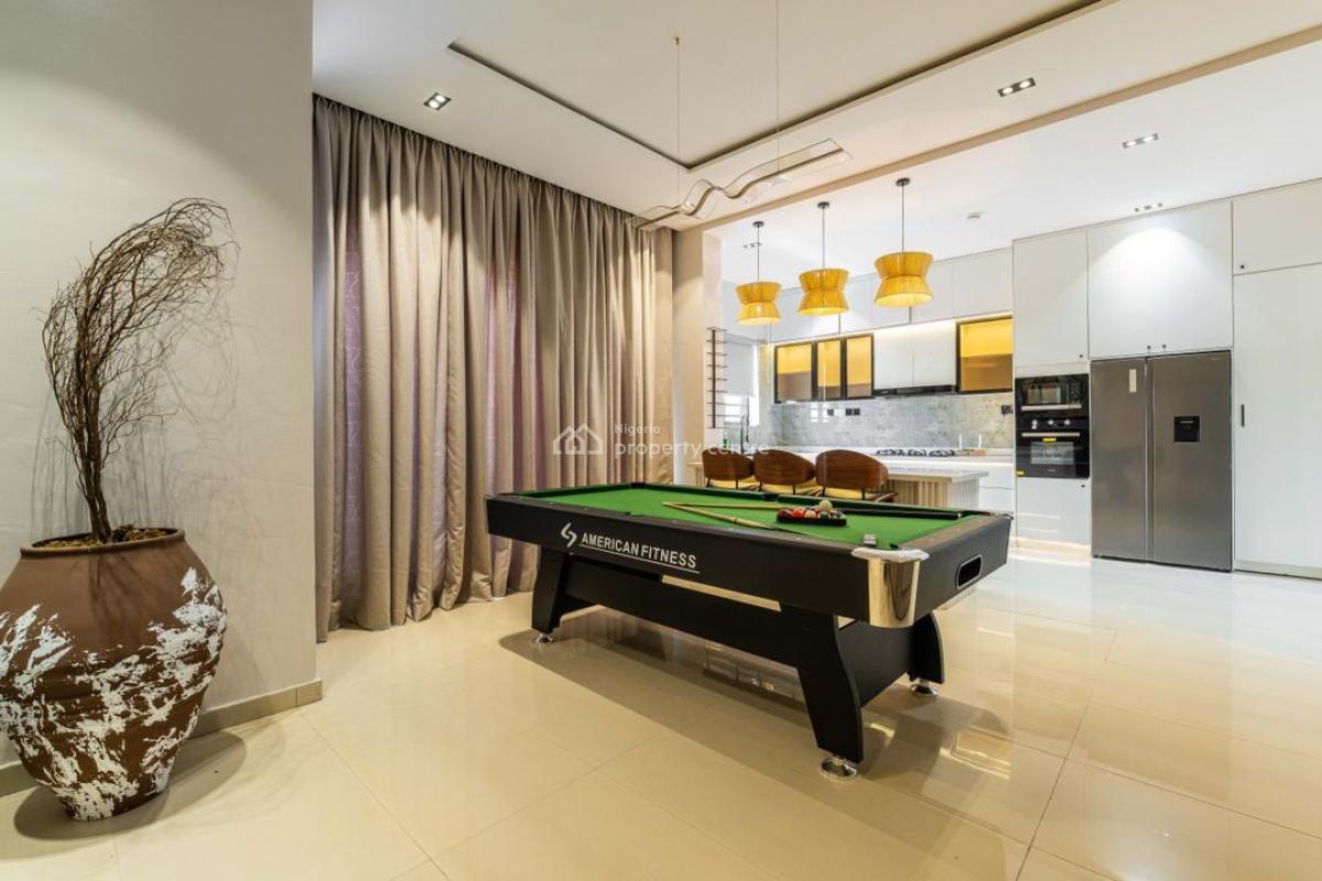 3 Bedroom Apartment, Lekki Phase 1, Lekki, Lagos, Flat / Apartment Short Let