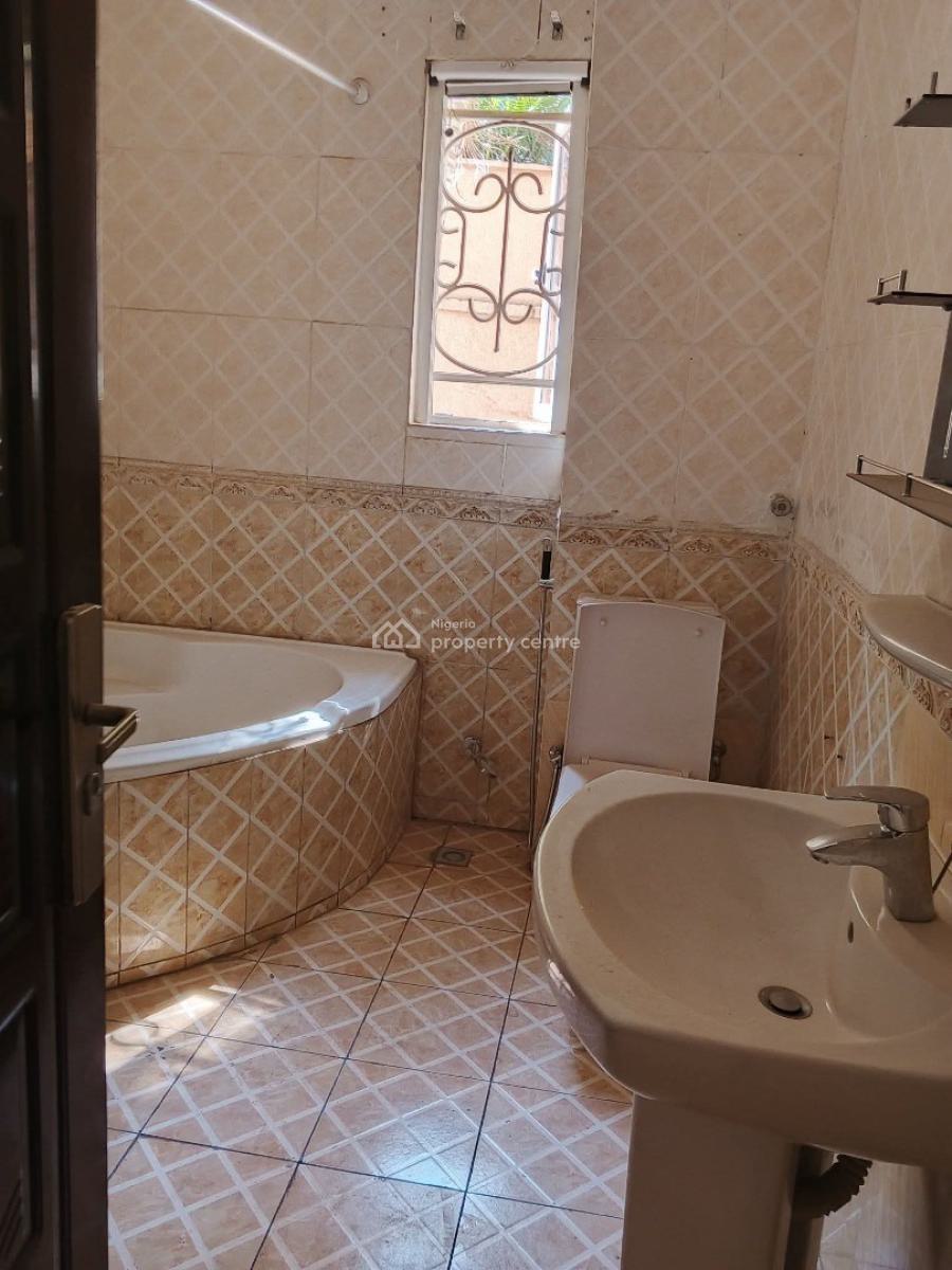 Luxury 8 Units of 3 Bedroom Flat with 2 Bedrooms Bq, Jabi, Abuja, Flat / Apartment for Rent