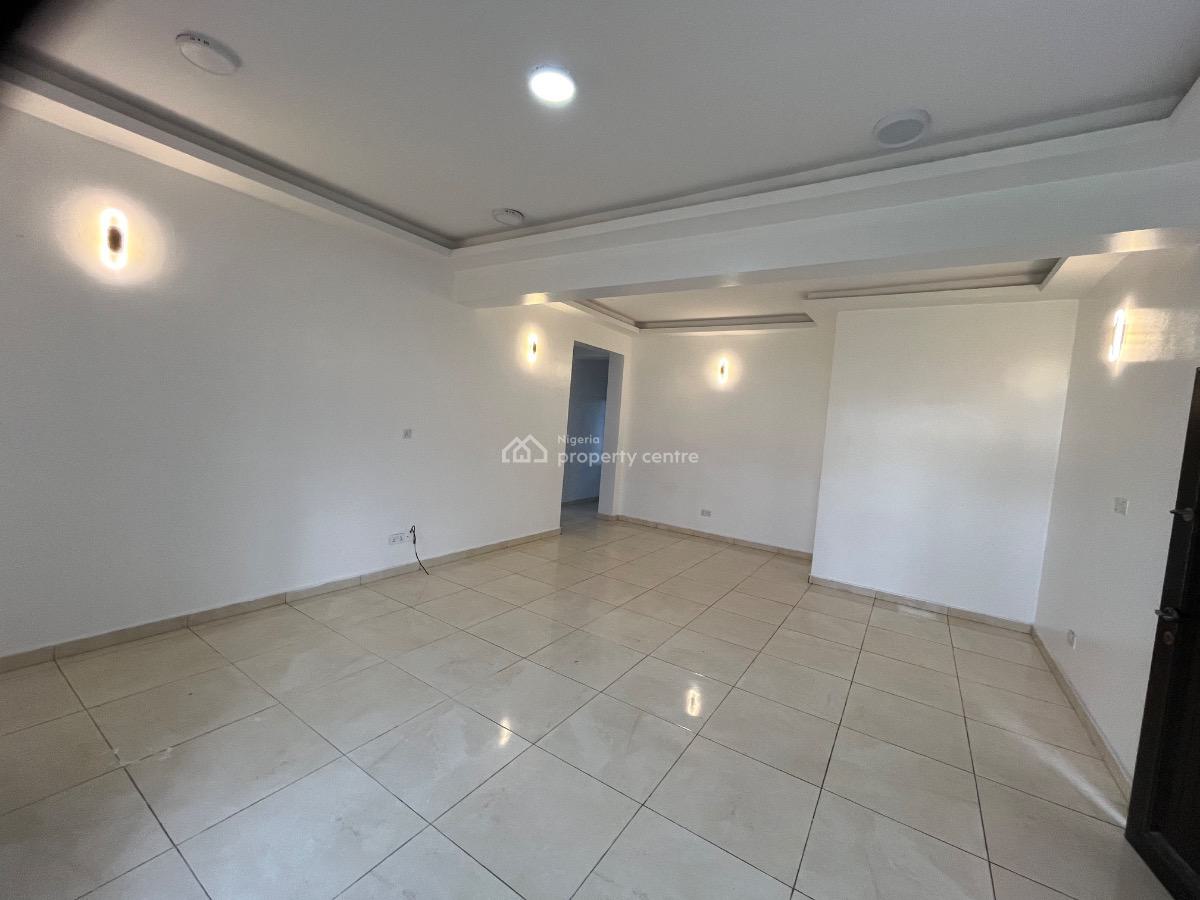 Massive 3 Bedroom Apartment with Bq, Oral Estate, Lekki, Lagos, Flat / Apartment for Rent