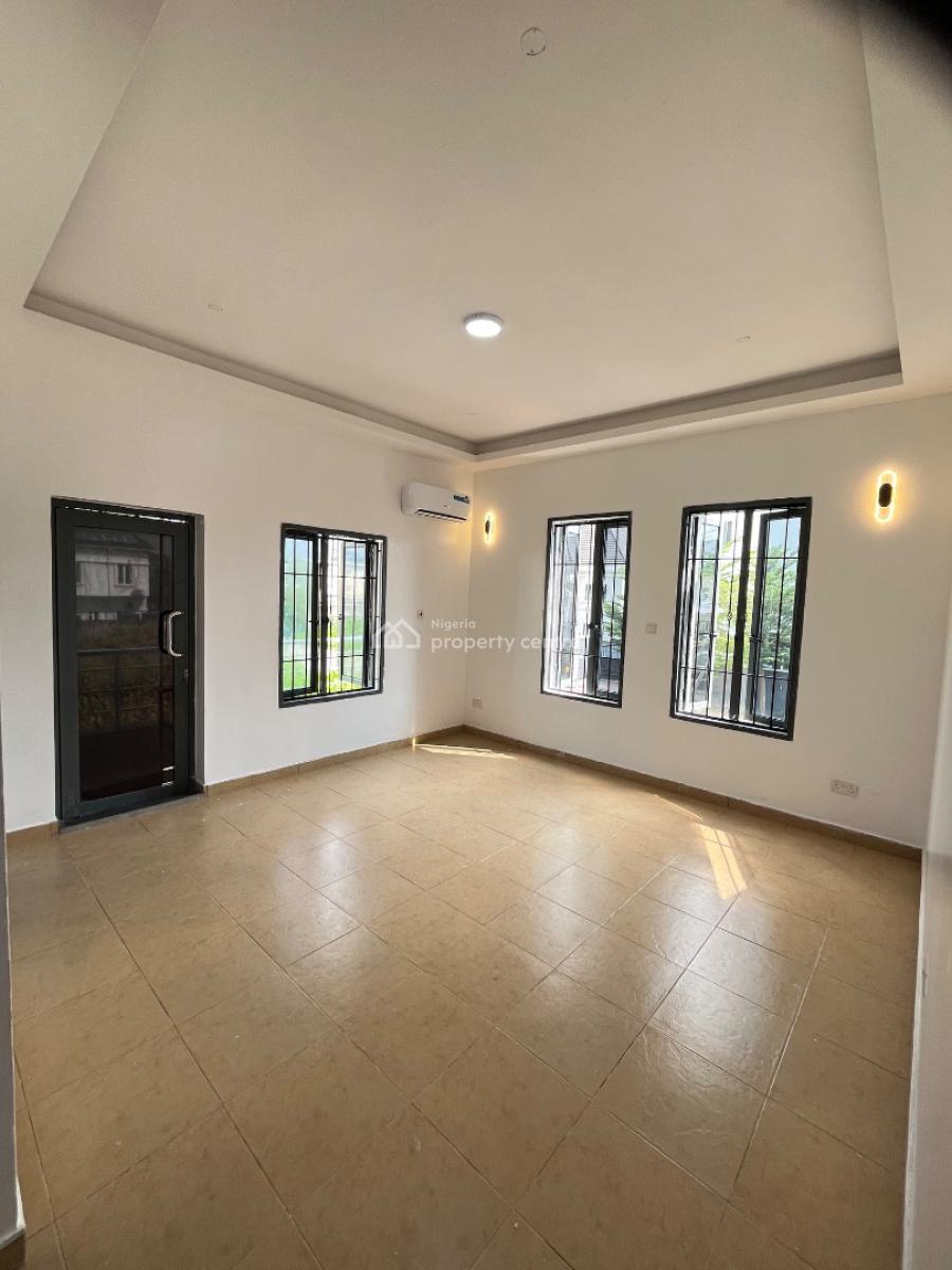 Massive 3 Bedroom Apartment with Bq, Oral Estate, Lekki, Lagos, Flat / Apartment for Rent