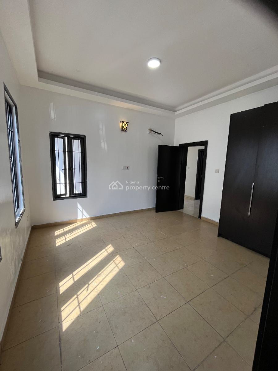 Massive 3 Bedroom Apartment with Bq, Oral Estate, Lekki, Lagos, Flat / Apartment for Rent