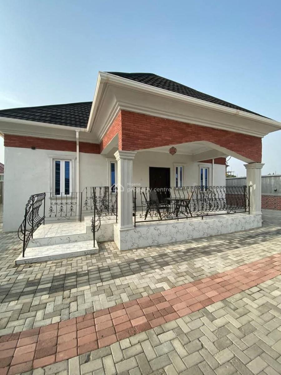 Well Built 3 Bedroom Bungalow, Awoyaya, Ibeju Lekki, Lagos, Detached Bungalow for Sale