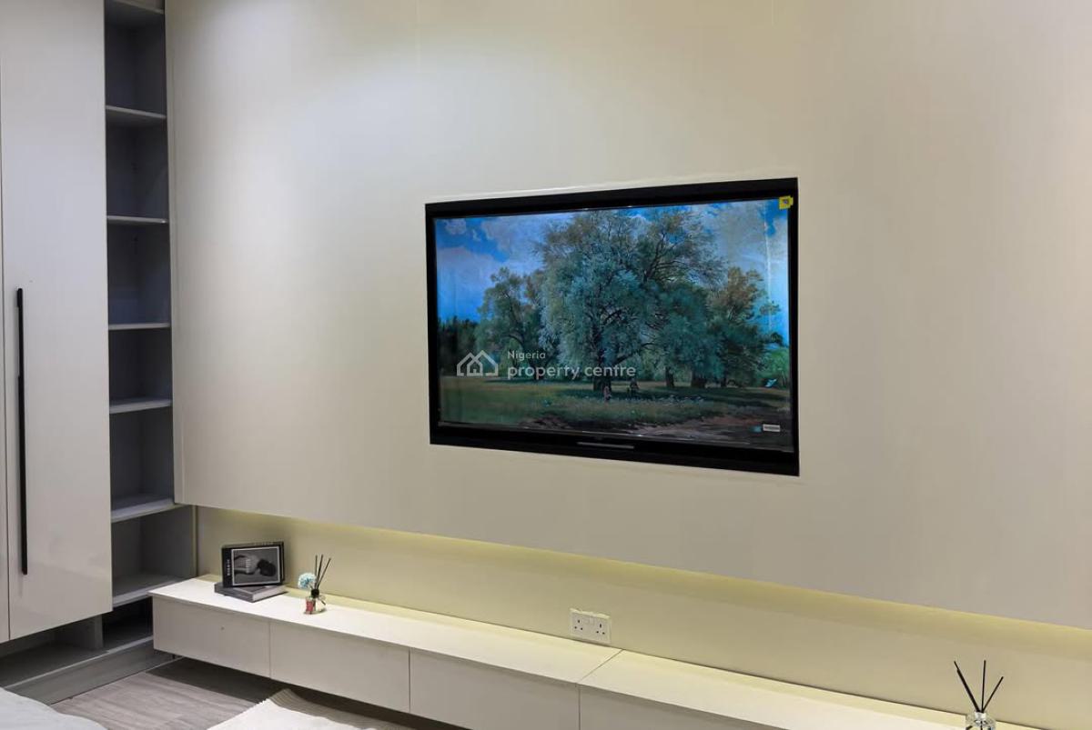 Cozy Beautiful 1 Bedroom Apartment with Gym, & Swimming Pool, Freedom Way, Lekki, Lagos, Flat / Apartment Short Let