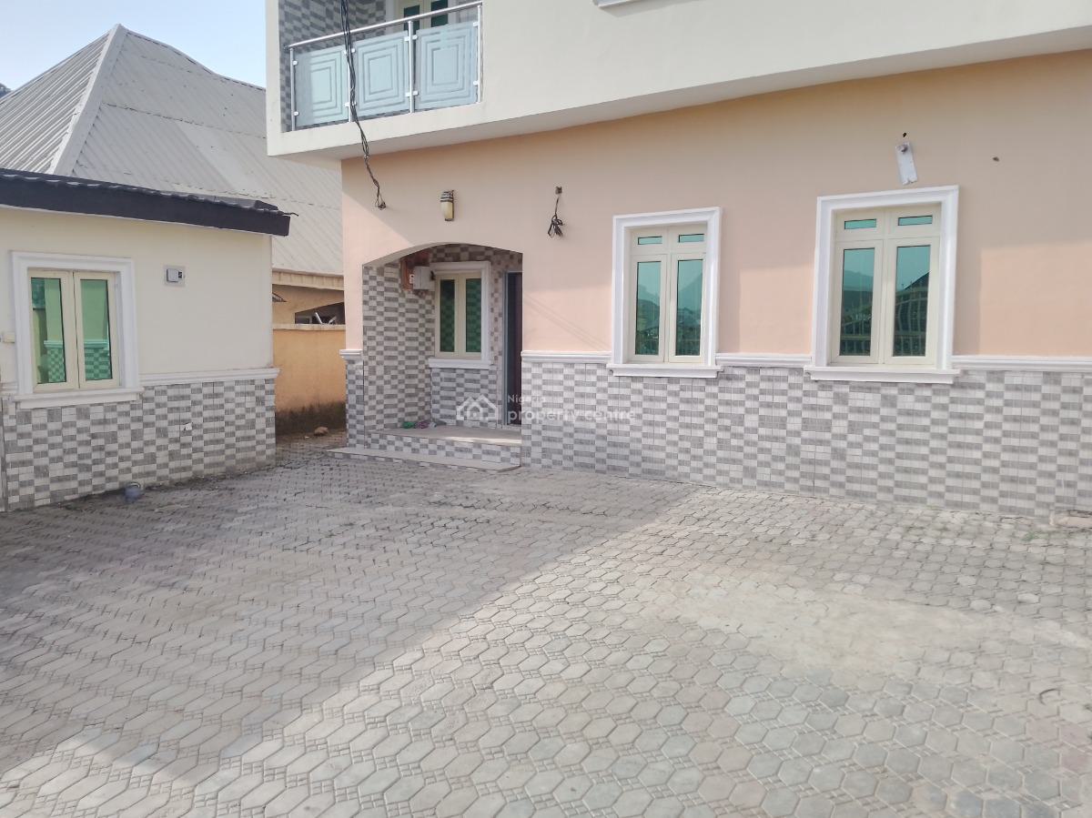 Luxury Three Bedroom Duplex with Bq, Scc Road, Ushafa, Bwari, Abuja, Detached Duplex for Rent