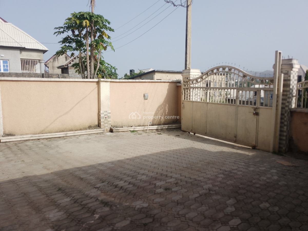 Luxury Three Bedroom Duplex with Bq, Scc Road, Ushafa, Bwari, Abuja, Detached Duplex for Rent