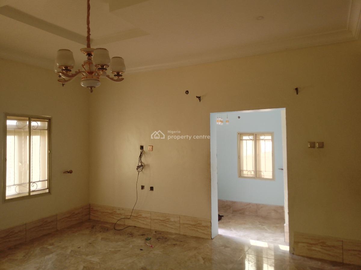 Luxury Three Bedroom Duplex with Bq, Scc Road, Ushafa, Bwari, Abuja, Detached Duplex for Rent