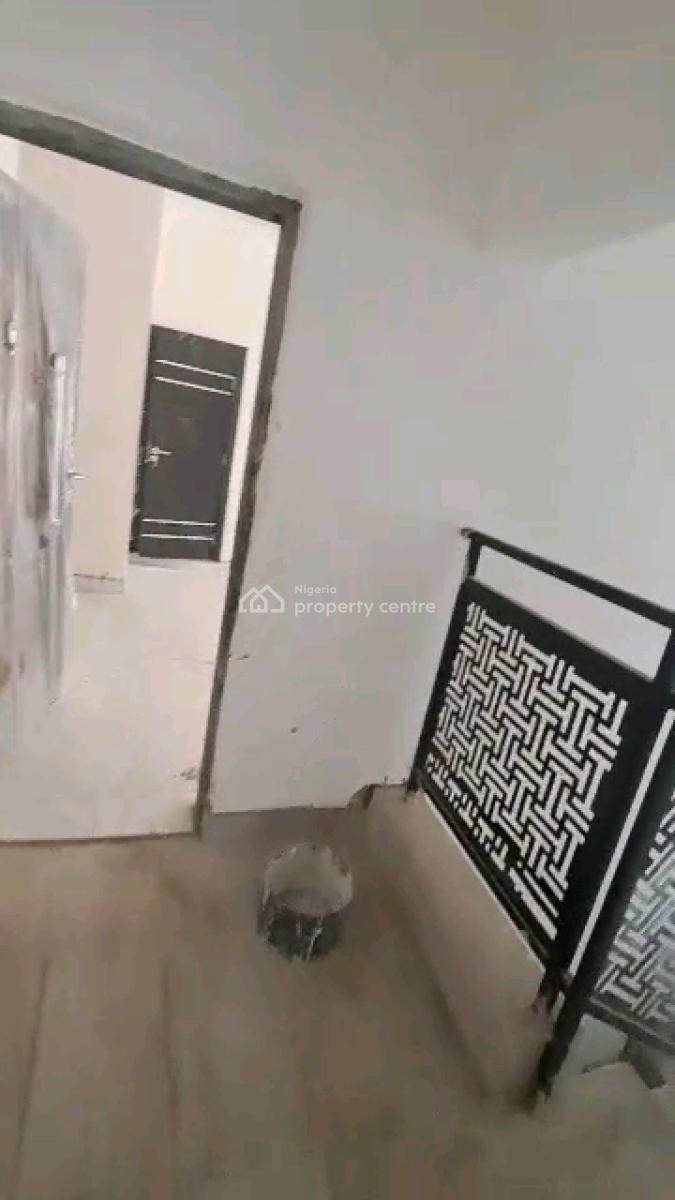 Executive and Standard 2bedroom Flat, Johnson Bus Stop, Pedro Road, Pedro, Gbagada, Lagos, Flat / Apartment for Rent