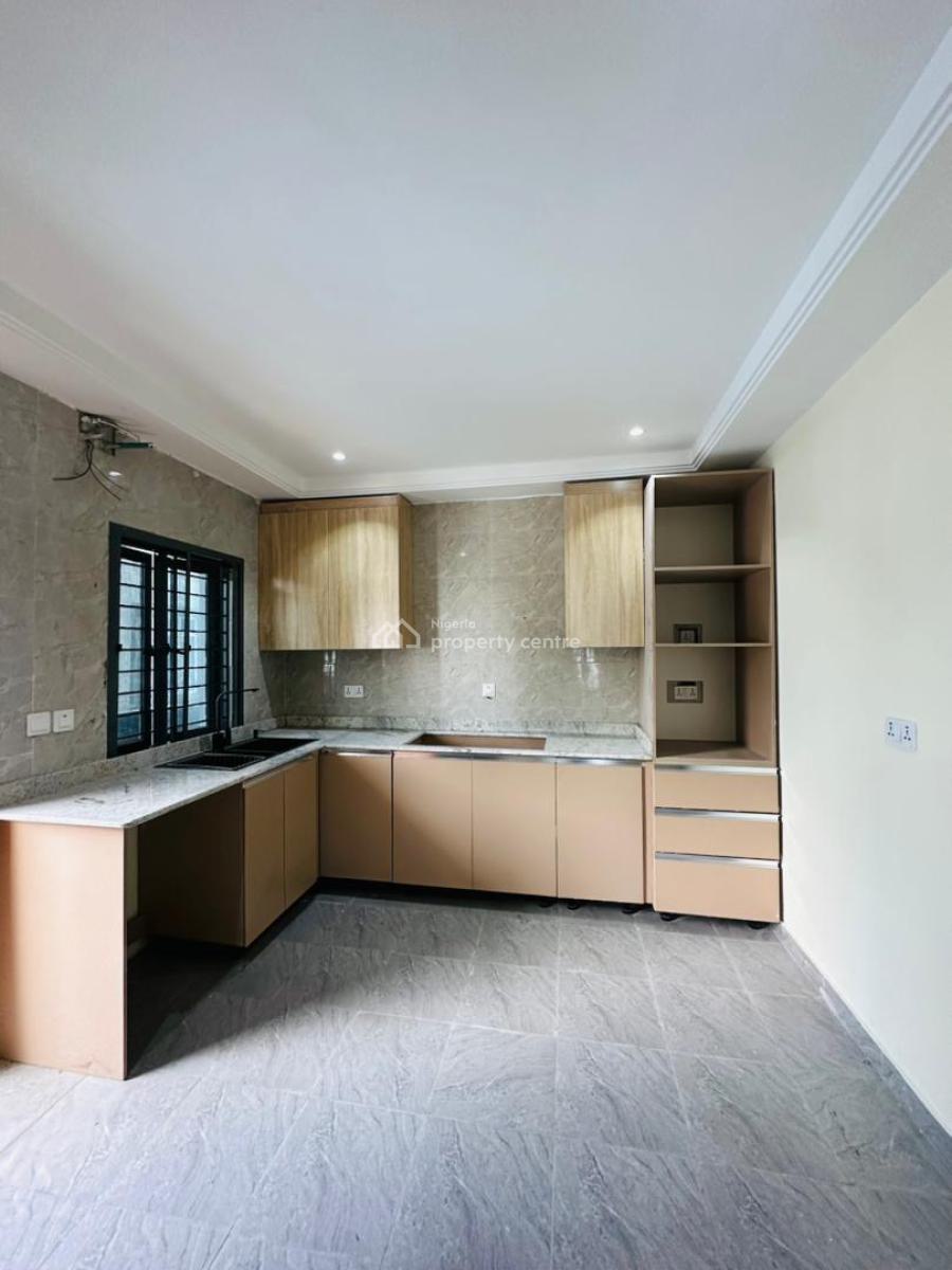 Newly Built 3 Bedroom Apartment and a 4 Bedroom Penthouse with Study, Lekki Phase 1, Lekki, Lagos, Flat / Apartment for Rent