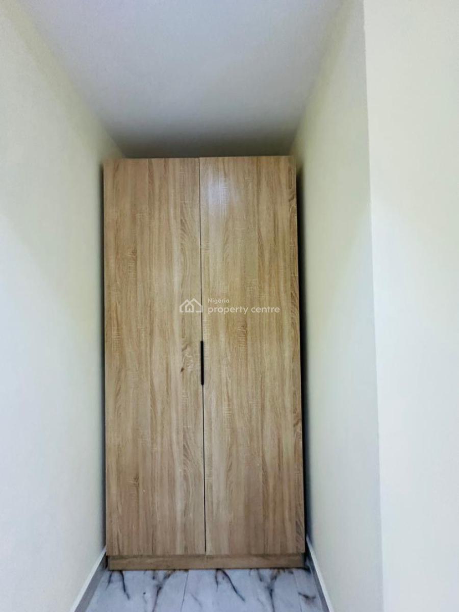 Newly Built 3 Bedroom Apartment and a 4 Bedroom Penthouse with Study, Lekki Phase 1, Lekki, Lagos, Flat / Apartment for Rent