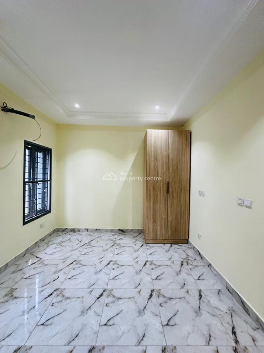 Newly Built 3 Bedroom Apartment and a 4 Bedroom Penthouse with Study, Lekki Phase 1, Lekki, Lagos, Flat / Apartment for Rent