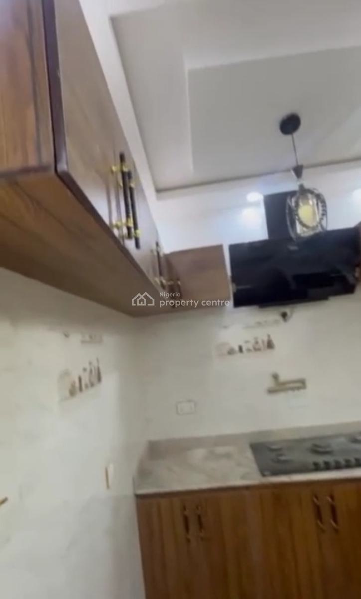 a Lovely 3bedroom Penthouse Bungalow with a Solar and Topnotch Equipme, Abraham Adesanya Estate,, Ajah, Lagos, Detached Bungalow for Sale