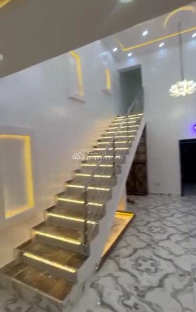 a Lovely 3bedroom Penthouse Bungalow with a Solar and Topnotch Equipme, Abraham Adesanya Estate,, Ajah, Lagos, Detached Bungalow for Sale