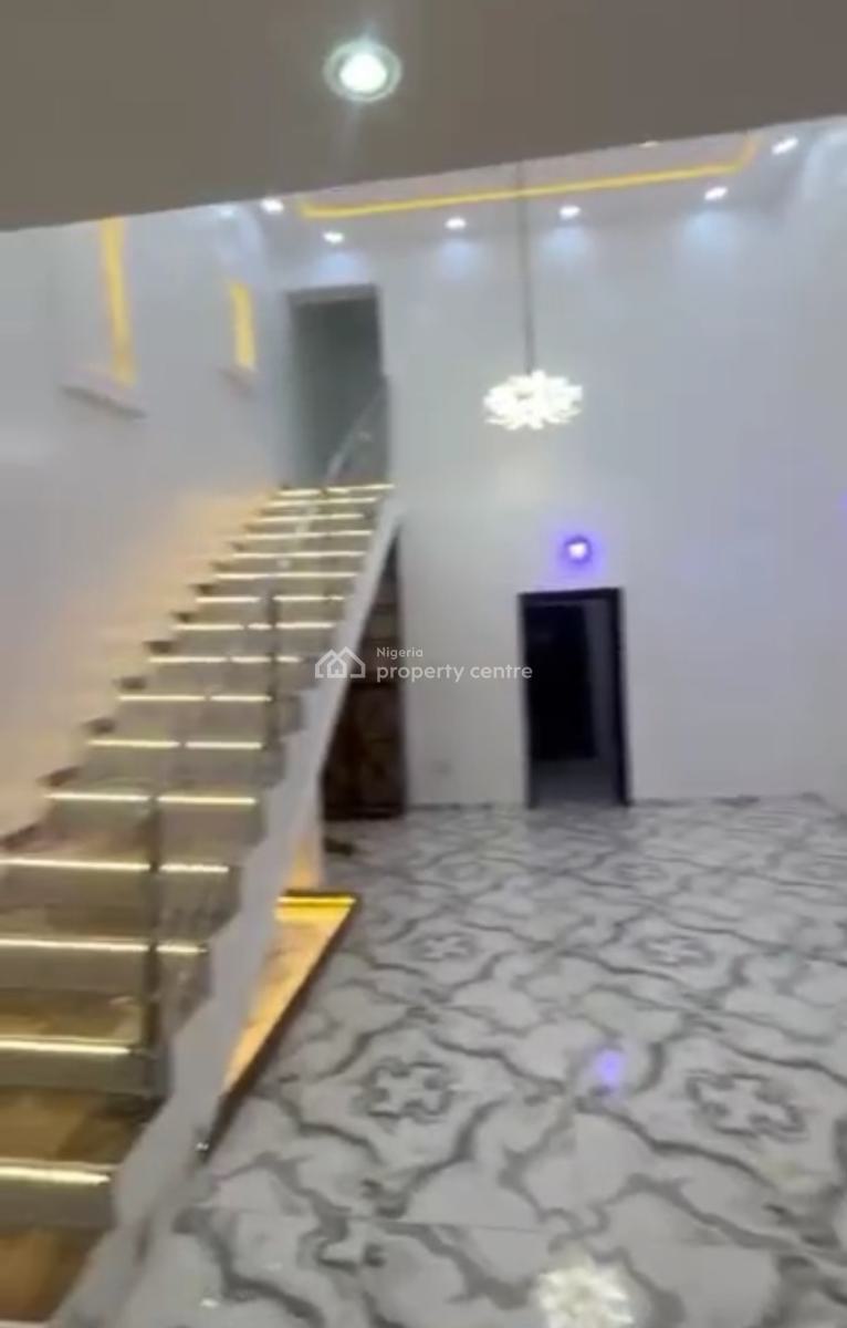 a Lovely 3bedroom Penthouse Bungalow with a Solar and Topnotch Equipme, Abraham Adesanya Estate,, Ajah, Lagos, Detached Bungalow for Sale