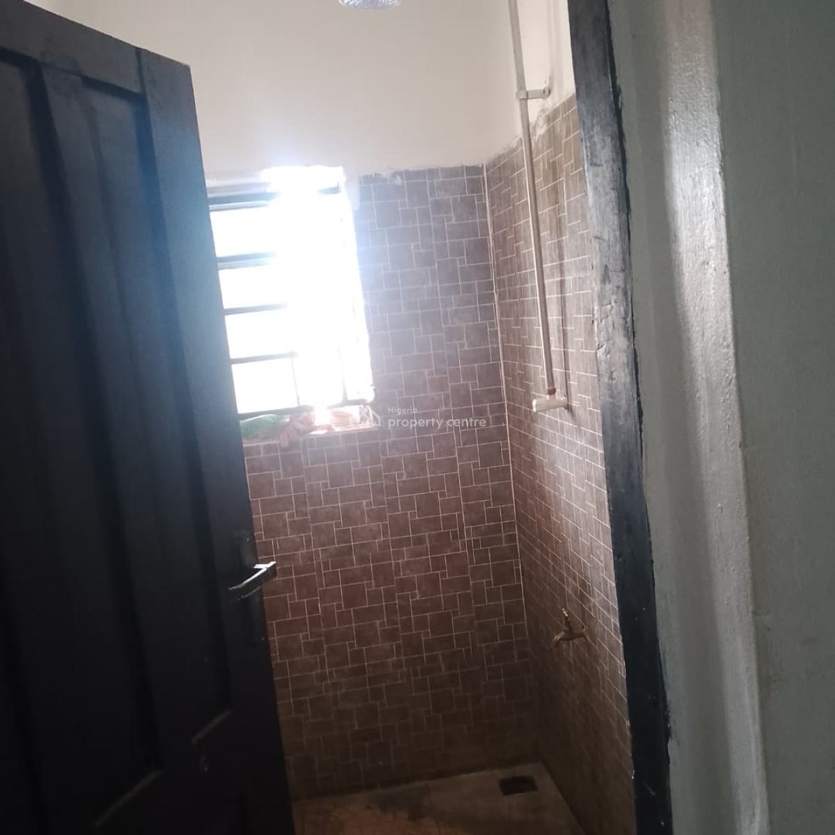 3 Bedroom Flat, Galilee,oki Olodo, Ibadan, Oyo, Flat / Apartment for Rent