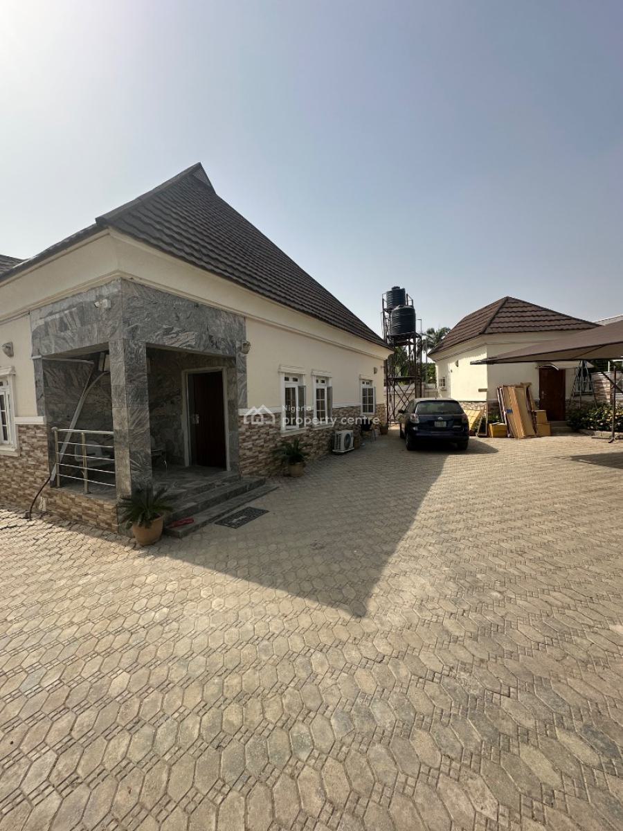 Luxury Two Bedroom Apartment, 5th Avenue, Gwarinpa, Abuja, Flat / Apartment for Rent