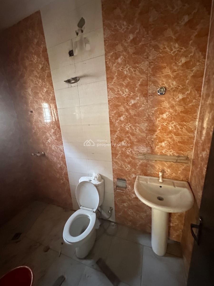 Luxury Two Bedroom Apartment, 5th Avenue, Gwarinpa, Abuja, Flat / Apartment for Rent