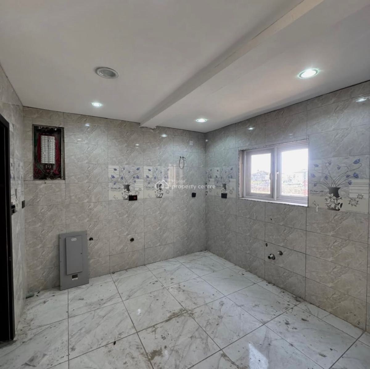 3 Bedroom Townhouse, Lekki Phase 1, Lekki, Lagos, House for Sale