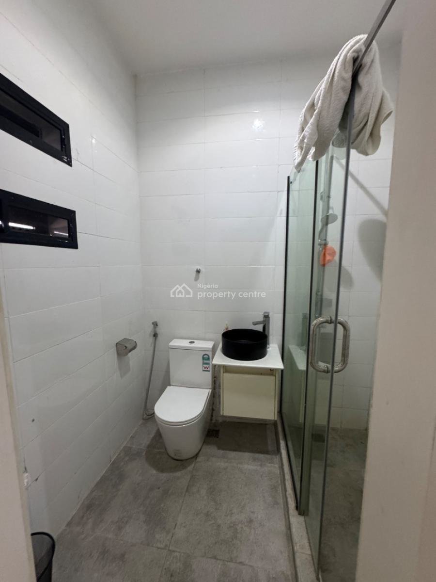 Fully Furnished 3 Bedrooms Apartment, Lekki Phase 1, Lekki, Lagos, Flat / Apartment for Sale